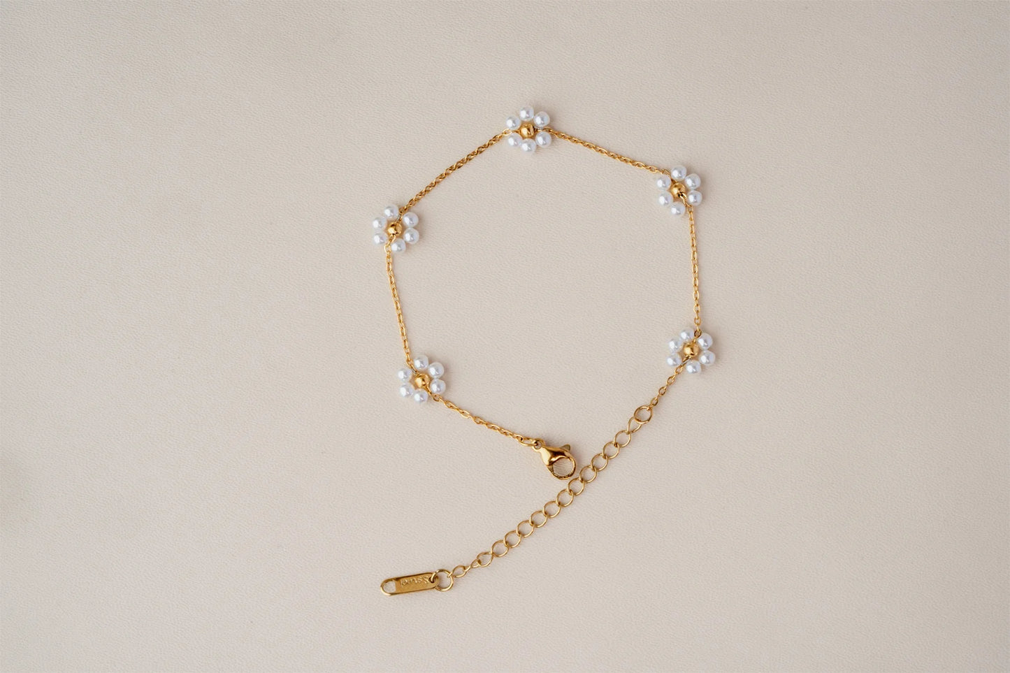 Pearla Daisy Bracelet