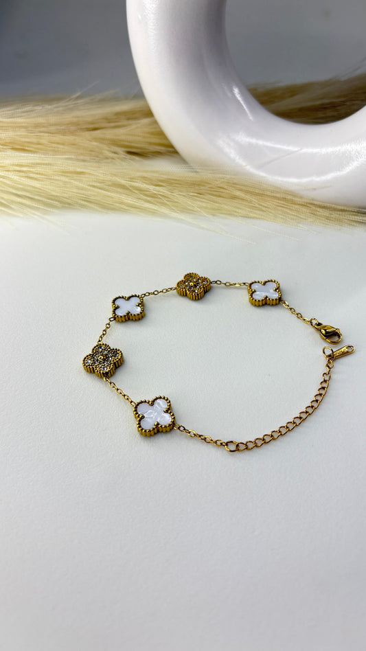Aurora Clover bracelet